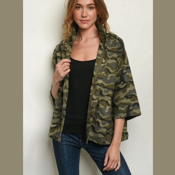Jackets & Blazers - 🌴CAMOUFLAGE JACKET🌴